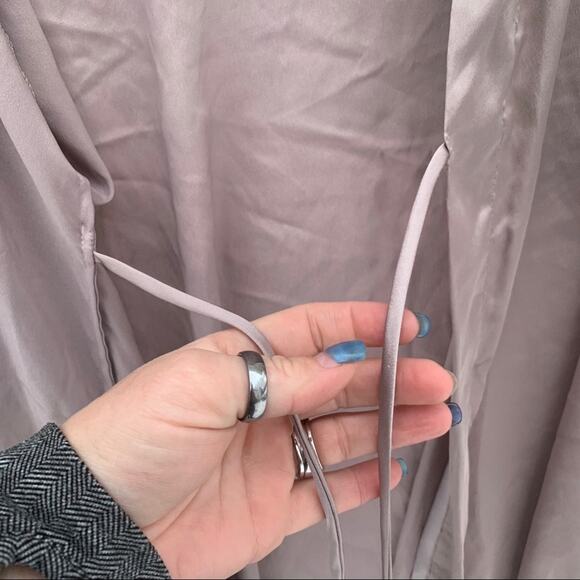 Victorias Secret M/L slinky knee length robe - Picture 5 of 7